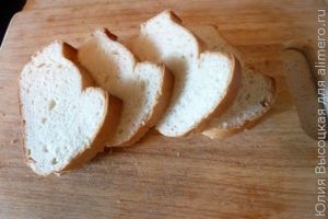 Гренки с плавленным сыром Гренки с плавленным сыром