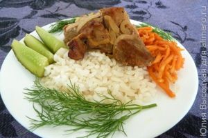 Свинина, запеченная в рукаве с луком