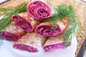 Блинчики с начинкой из свеклы