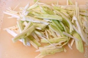Свинина с овощами и гречкой