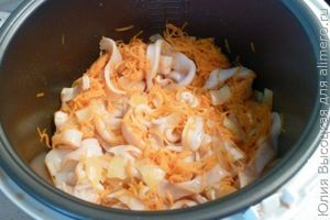 Тушеные кальмары