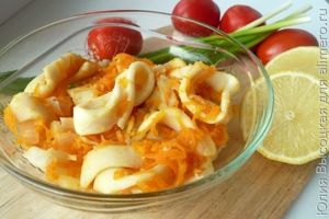 Кальмары тушеные