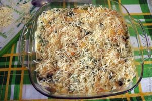 Филе пангасиуса, запеченное с картофелем и сыром
