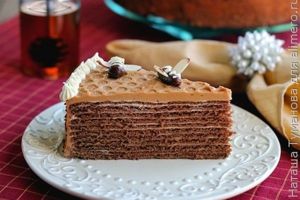 ШОКОЛАДНО-МЕДОВЫЙ ТОРТ