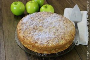 ШАРЛОТКА С ЯБЛОКАМИ