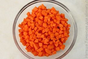 КУРИНЫЙ СУП С ДОМАШНЕЙ ЛАПШОЙ