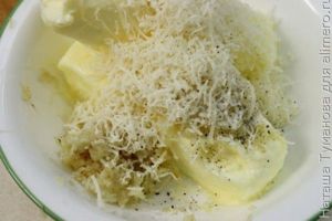 ХЛЕБ С ЧЕСНОЧНЫМ МАСЛОМ