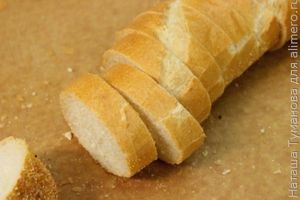 ХЛЕБ С ЧЕСНОЧНЫМ МАСЛОМ