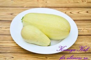 кабачки с овощами