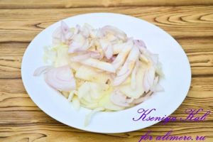 кабачки с овощами