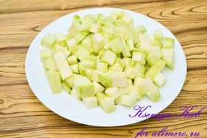 кабачки с овощами