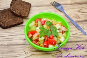 кабачки с овощами