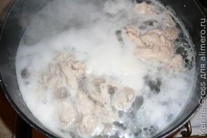 Куриный суп из перловки.