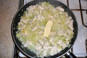 Молочная подлива с курицей