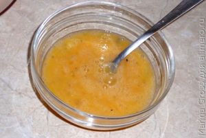Омлет с помидорами и сосисками