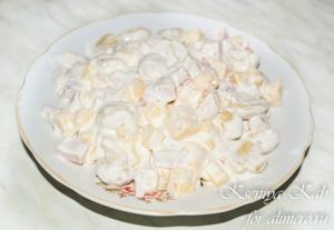 вкусный салат с курицей