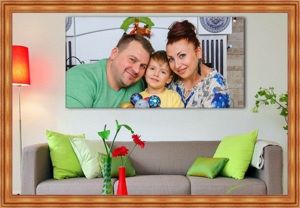 Семейные фотографии в интерьере — 30 идей