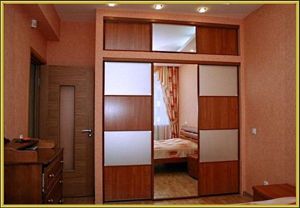 Шкаф-купе с антресолью