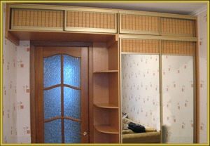 Шкаф-купе с антресолью