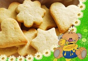 11. Сметанное печенье. Продукты: сметана - 200 г, маргарин - 100 г, сахар - 1 ст., яйца - 3 шт., сода - на кончике ножа, ванильный сахар - 5-10 г, мука - 3-4 ст. Приготовление: сметану, размягченный маргарин, сахарный песок, яйца, питьевую соду и ванильный порошок тщательно растереть. После этого всыпать муку и быстро перемешать. Включить духовку. Готовое тесто раскатать в пласт толщиной 0,5 см. Противень смазать жиром. Вырезать фигурное печенье. Выпекать 20 минут при температуре 190 градусов. 11. Сметанное печенье. Продукты: сметана - 200 г, маргарин - 100 г, сахар - 1 ст., яйца - 3 шт., сода - на кончике ножа, ванильный сахар - 5-10 г, мука - 3-4 ст. Приготовление: сметану, размягченный маргарин, сахарный песок, яйца, питьевую соду и ванильный порошок тщательно растереть. После этого всыпать муку и быстро перемешать. Включить духовку. Готовое тесто раскатать в пласт толщиной 0,5 см. Противень смазать жиром. Вырезать фигурное печенье. Выпекать 20 минут при температуре 190 градусов.