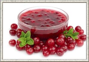 7. Соус брусничный с сыром. 100 грамм плавленого сыра поставить в тёплое место, где он сможет размягчиться, добавить к нему 50 грамм кислой сметаны, сахар и соль по вкусу. Добавить 100 грамм брусники. 7. Соус брусничный с сыром. 100 грамм плавленого сыра поставить в тёплое место, где он сможет размягчиться, добавить к нему 50 грамм кислой сметаны, сахар и соль по вкусу. Добавить 100 грамм брусники.