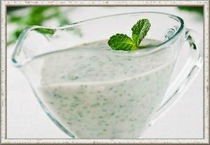 8. Соус "Нежный". Продукты: 200 г сметаны, 100 г тертого твердого сыра, 2 ч. л. хрена, рубленый укроп, соль, перец. Приготовление: Ингредиенты смешать, посолить и поперчить по вкусу. Подавать соус охлажденным. 8. Соус "Нежный". Продукты: 200 г сметаны, 100 г тертого твердого сыра, 2 ч. л. хрена, рубленый укроп, соль, перец. Приготовление: Ингредиенты смешать, посолить и поперчить по вкусу. Подавать соус охлажденным.
