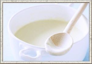 4. Бешамель. Продукты: 1/4 ч. ложки белого перца, 1/4 ч. ложки соли, щепотка мускатного ореха, 300 мл молока, 2 ст. ложки сливочного масла, 2 ст. ложки муки. Приготовление: растопить масло в кастрюле. Добавить муку и обжаривать 2 минуты на медленном огне. Медленно влить молоко и перемешать, тушить до загустения. Положить специи и варить еще 2 минуты. 4. Бешамель. Продукты: 1/4 ч. ложки белого перца, 1/4 ч. ложки соли, щепотка мускатного ореха, 300 мл молока, 2 ст. ложки сливочного масла, 2 ст. ложки муки. Приготовление: растопить масло в кастрюле. Добавить муку и обжаривать 2 минуты на медленном огне. Медленно влить молоко и перемешать, тушить до загустения. Положить специи и варить еще 2 минуты.