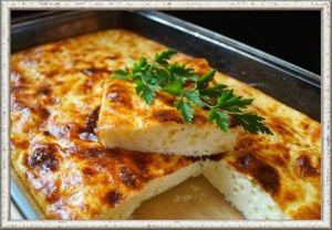 4. Омлет, как в детстве. Продукты: яйцо 6 шт., молоко 300 мл, соль 0,5 ч. л., масло сливочное для смазывания формы. Приготовление: яйца разбить в чашку. Влить молоко. Посолить по вкусу. Перемешать венчиком. Форму хорошо смазать сливочным маслом. Чем меньше форма, тем выше омлет. Вылить омлетную смесь в форму и отправить в духовку, разогретую на 180 градусов, на 25-30 минут, до образования хорошей румяной корочки. 4. Омлет, как в детстве. Продукты: яйцо 6 шт., молоко 300 мл, соль 0,5 ч. л., масло сливочное для смазывания формы. Приготовление: яйца разбить в чашку. Влить молоко. Посолить по вкусу. Перемешать венчиком. Форму хорошо смазать сливочным маслом. Чем меньше форма, тем выше омлет. Вылить омлетную смесь в форму и отправить в духовку, разогретую на 180 градусов, на 25-30 минут, до образования хорошей румяной корочки.
