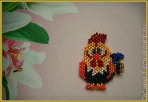 Символ 2017 года - елочная игрушка петушок