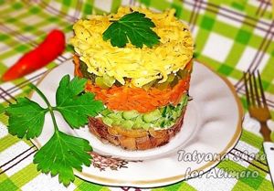 Салат с вешенками