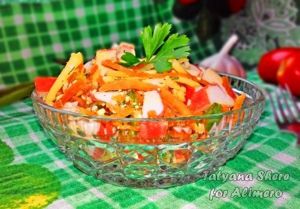 Салат с крабовыми палочками и сыром