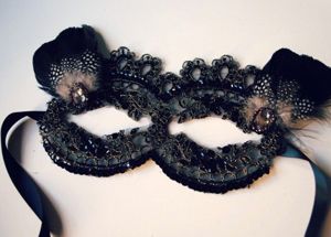 Карнавальные маски своими руками