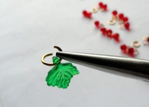 Серьги из бусин