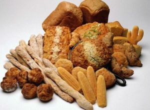 Согласитесь, что обычным нарезанным хлебом уже никого не удивишь, а вот хлебное ассорти станет неожиданностью для гостей. Если поставить на стол корзинку с различными булочками, рогаликами, порционными багетами, лавашем и хлебными палочками, то хлеб не останется без внимания. Согласитесь, что обычным нарезанным хлебом уже никого не удивишь, а вот хлебное ассорти станет неожиданностью для гостей. Если поставить на стол корзинку с различными булочками, рогаликами, порционными багетами, лавашем и хлебными палочками, то хлеб не останется без внимания.