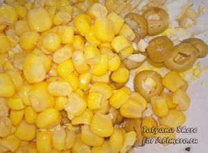 Салат с оливками