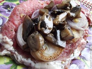 мясо с луком