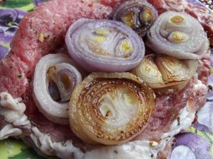 мясо с луком