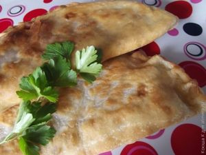 чебуреки с капустой