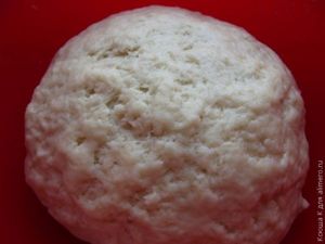 круассаны с клубникой и джемом