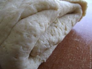 круассаны с клубникой и джемом