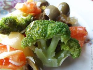 салат из брокколи
