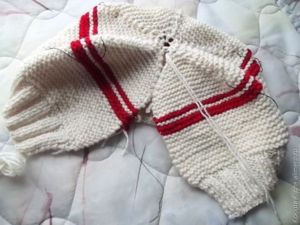 вяжем берет спицами