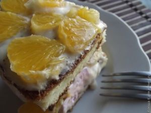 торт с зефиром и фруктами