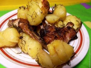 курица с картошкой в рукаве