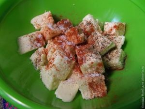 салат с сыром панир