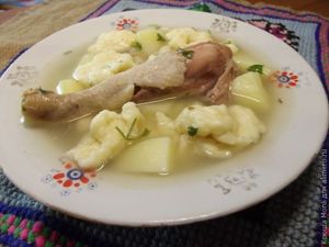 куриный суп с клецками