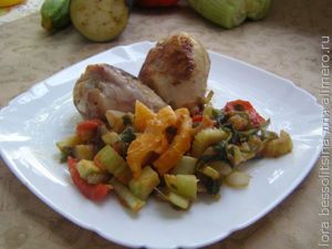 Жареная курица с овощами Жареная курица с овощами