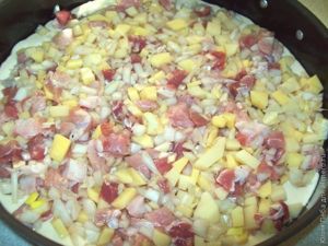 Пирог с мясом и картошкой