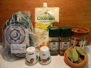 Курица на банке