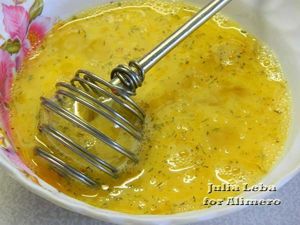 Яичница с ржаными сухариками и брюссельской капустой
